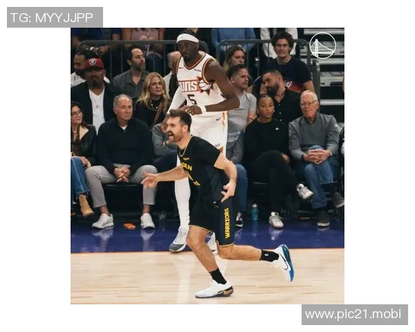 库里缺席逆转太阳14分！勇士5人上双命中20记三分 狄龙24+6丢关键球